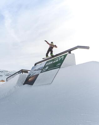 Ein Kind im Snowpark Seiser Alm