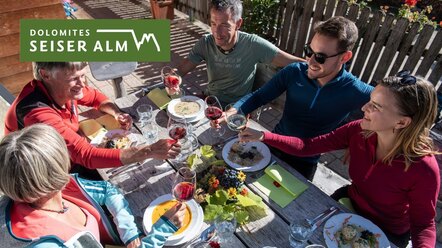 Törggelewanderung: Geführte Wanderung, Weinverkostung und Törggele-Mittagessen
